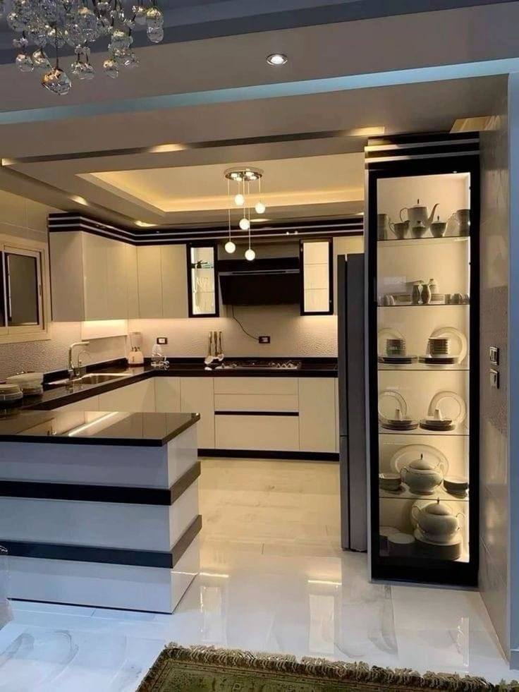مطبخ أبيض وأسود فاخر